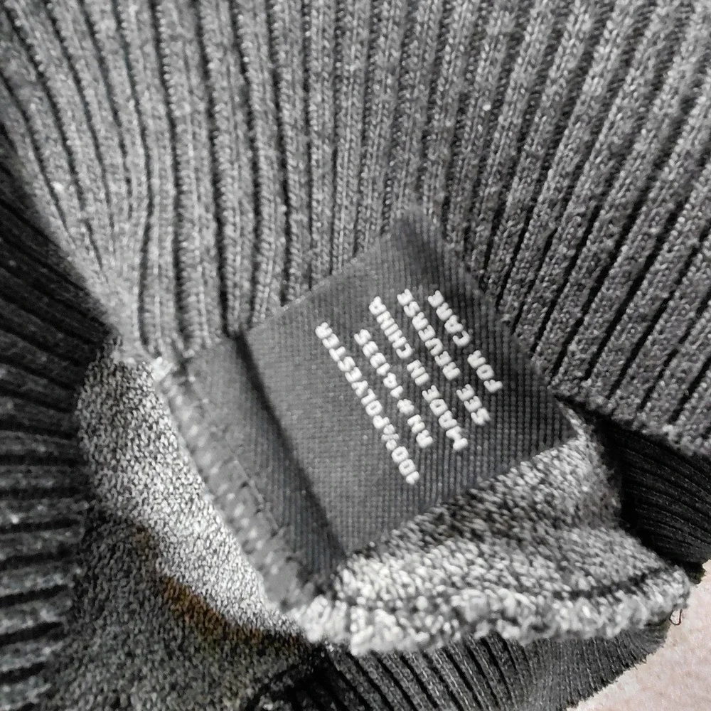 The North Pole 1/4 Zip Sweater Mens MEDIUM Gray Black Elbow Patches Lightweight